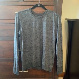Never worn Lululemon Top